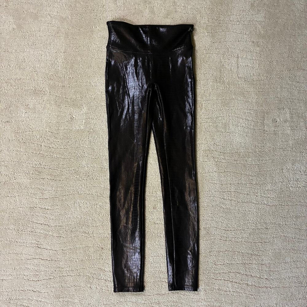 Spanx Women S Faux Alligator Skin Comfort High Waisted Leggings Going Out Grunge